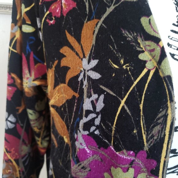 Lularoe Floral Sarah L - Picture 2 of 4